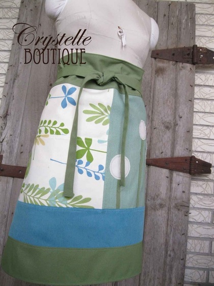 Lisa Apron by Crystelle Boutique