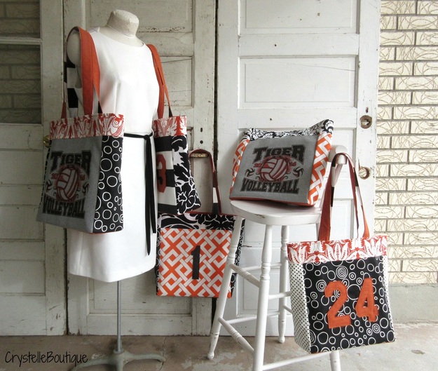 CrystelleBoutique - Upcycled T-Shirt Bags in black and orange