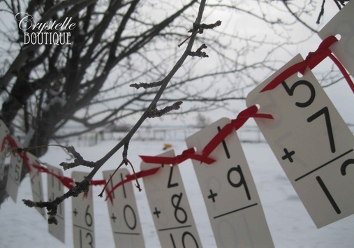 Flashcard Garland in the Snow: With Red Ribbons